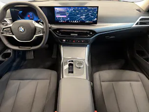 BMW 318i Touring