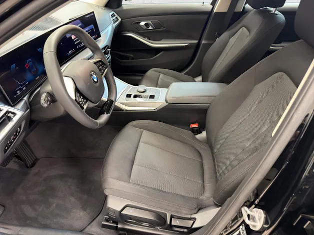 BMW 318i Touring