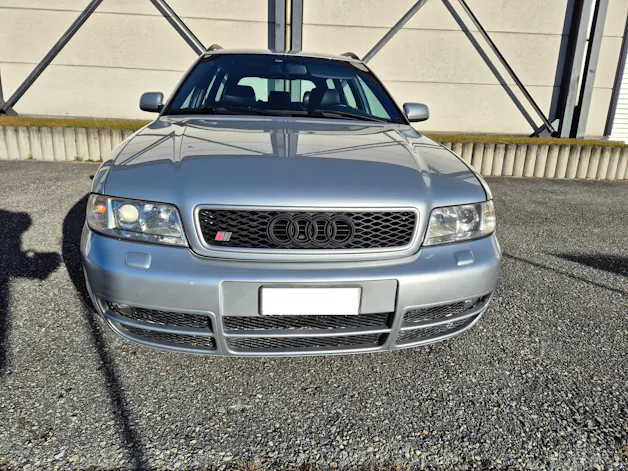 Audi S4 Avant quattro
