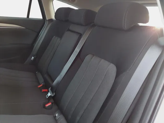 Mazda 6 SW 2.0/165 Center Line