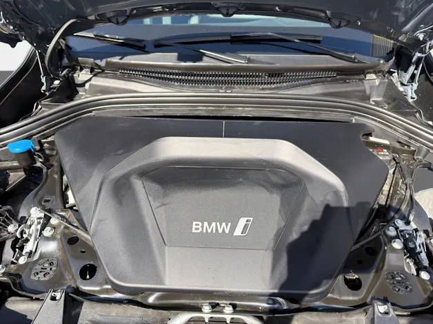 BMW iX1 xDrive 30 M Sport