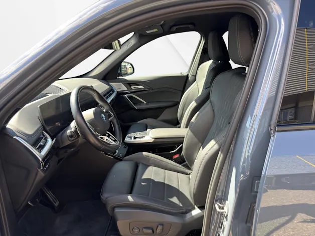 BMW iX1 xDrive 30 M Sport