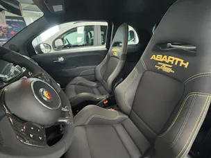 Fiat 695 1.4 16V Turbo Abarth 75° Anniversario