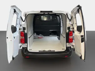 Fiat Scudo-e Kaw. 75 kWh/136 L2 verglast Swiss Worker