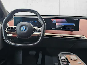 BMW iX xDrive50