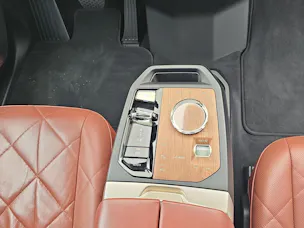 BMW iX xDrive50