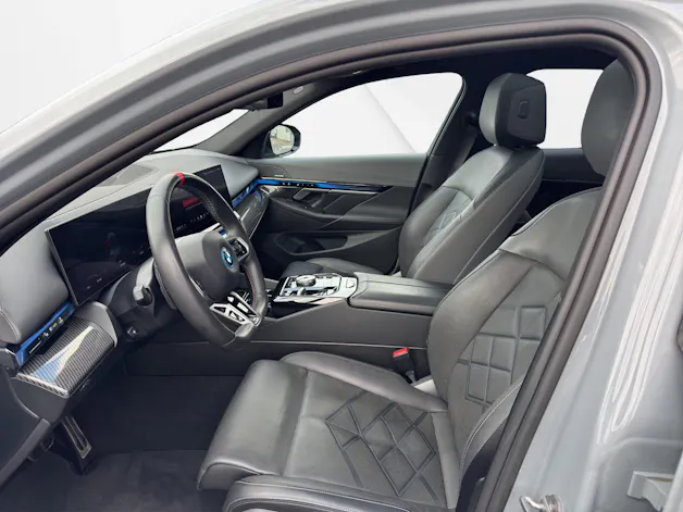 BMW i5 M60 xDrive