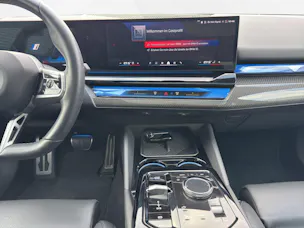 BMW i5 M60 xDrive