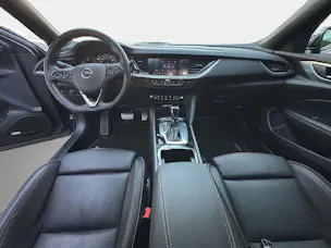 Opel Insignia ST 2.0T/230 GSi 4x4