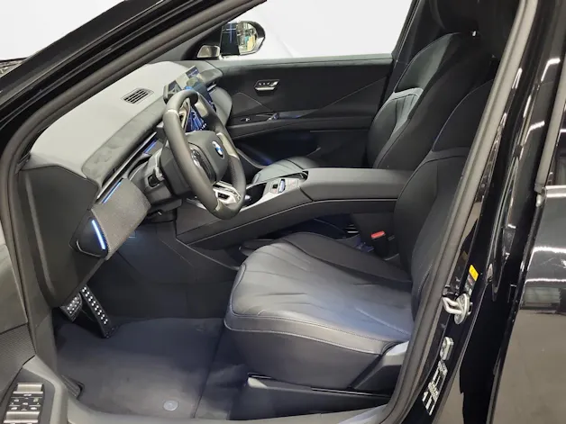 BMW iX3 50 xDrive M Sport