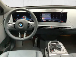 BMW iX xDrive45 M Sport Pro