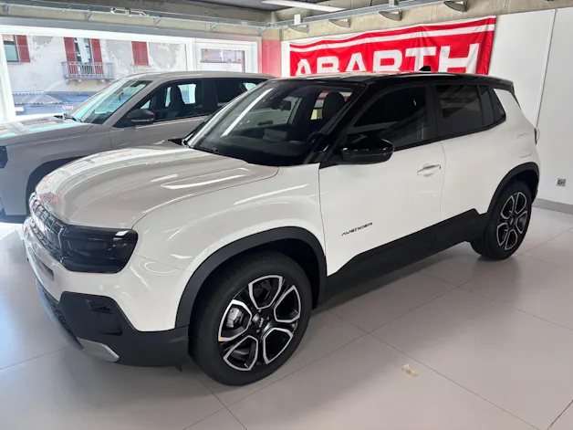 Jeep Avenger 1.2 Turbo MHEV Swiss Altitude