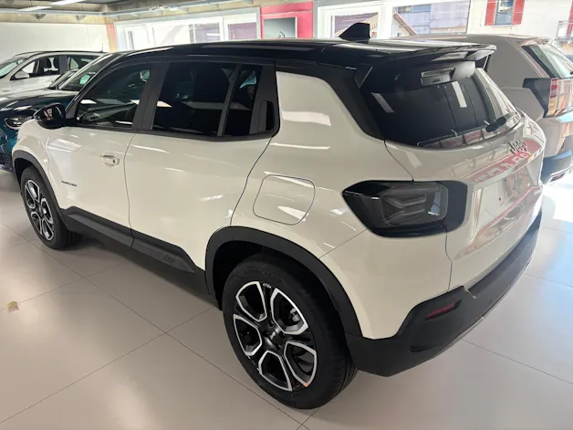 Jeep Avenger 1.2 Turbo MHEV Swiss Altitude