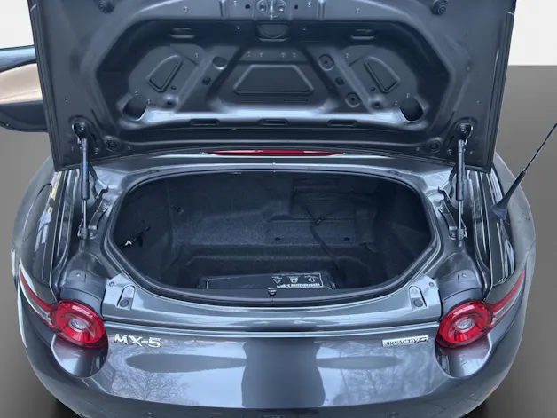 Mazda MX-5 2.0/184 Kazari