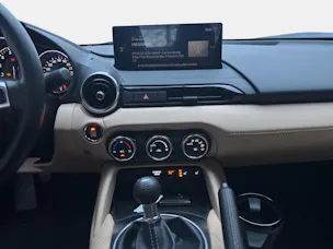 Mazda MX-5 2.0/184 Kazari