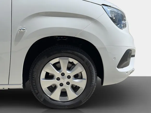 Opel Combo Life Rollstuhltransporter 1.5D/130 XL