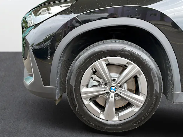 BMW X1 xDrive 23i 48V