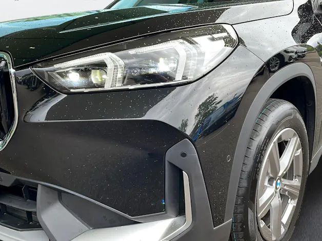 BMW X1 xDrive 23i 48V