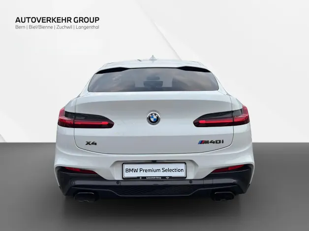 BMW X4 M40i