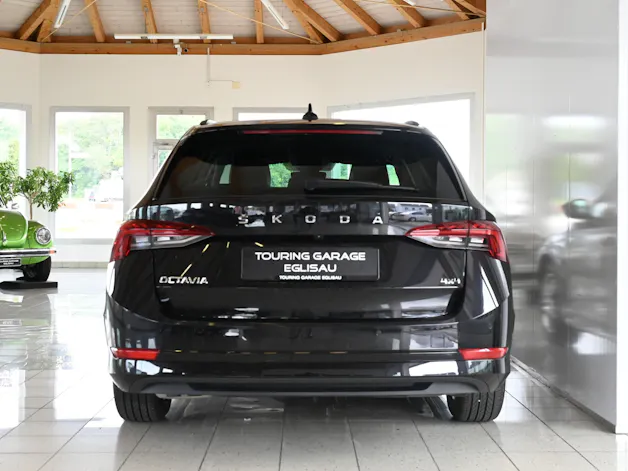 Škoda Octavia Combi 2.0 TDI Ambition 4x4 DSG