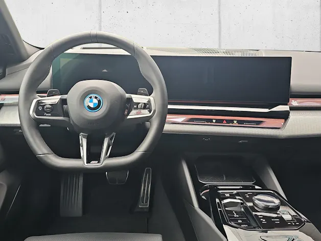 BMW 530e xDr Tour M Sport