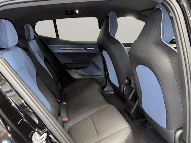 Volvo EX30 E60 Plus Swiss Black Edition