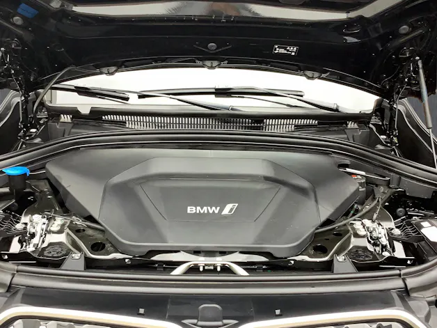 BMW iX1 xDrive 30 M Sport