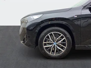 BMW iX1 xDrive 30 M Sport