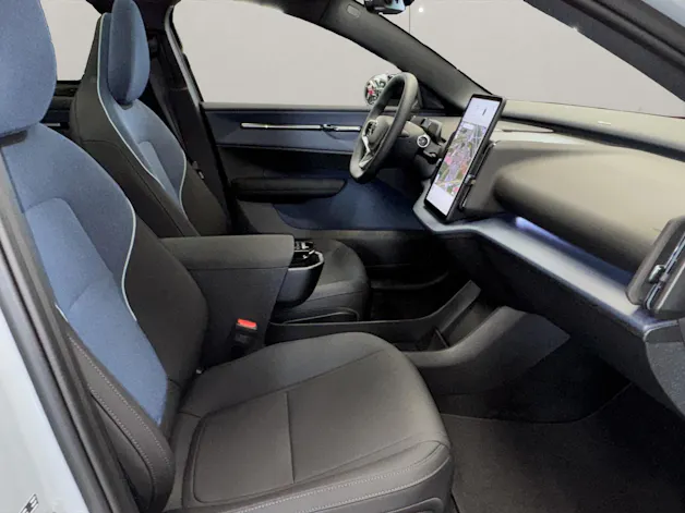 Volvo EX30 P8 Ultra AWD