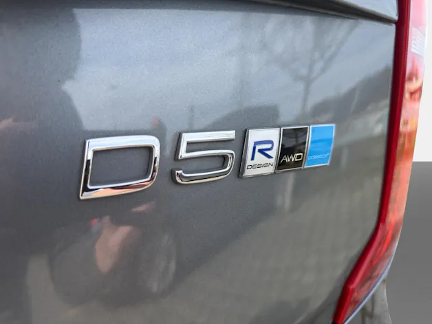 Volvo XC90 2.0/235 D5 R-Design 4x4