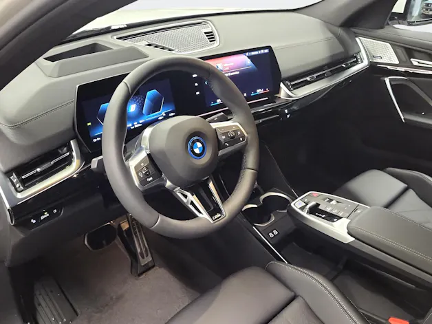 BMW iX2 xDrive 30 M Sport Pro