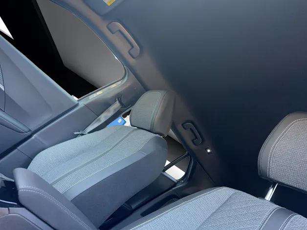 Peugeot 2008 156 e 54 kWh Allure