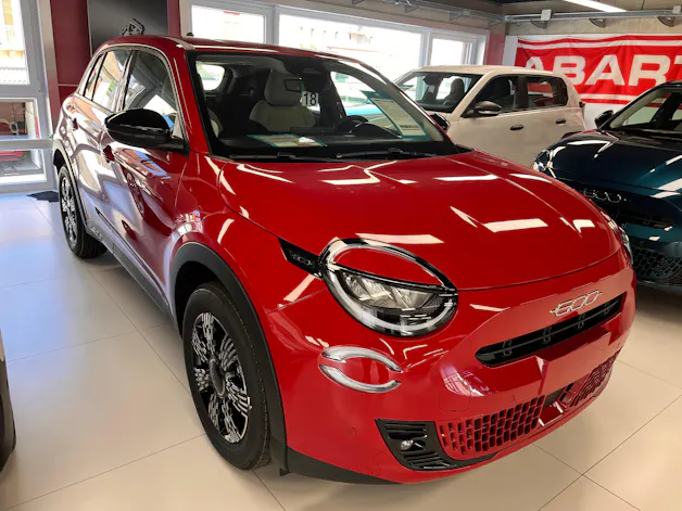 Fiat 600h Mild Hybrid Icon Swiss Edition