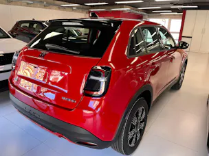Fiat 600h Mild Hybrid Icon Swiss Edition