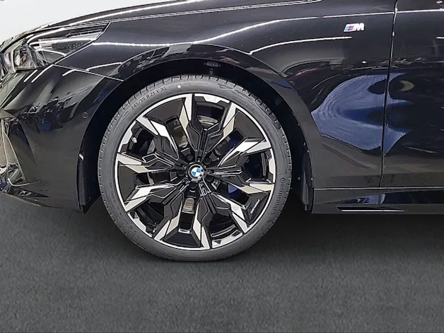 BMW 520d xDrive 48V M Sport Pro Steptronic