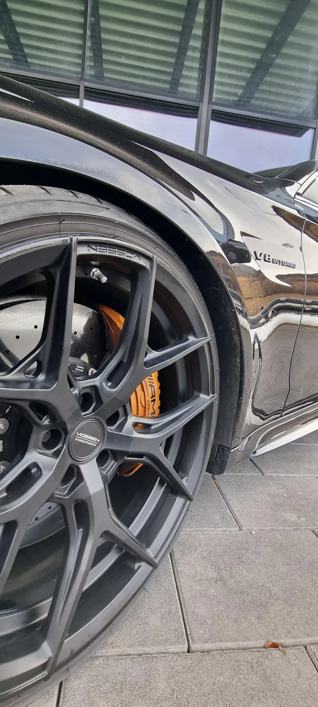 Mercedes-Benz C 63 S AMG