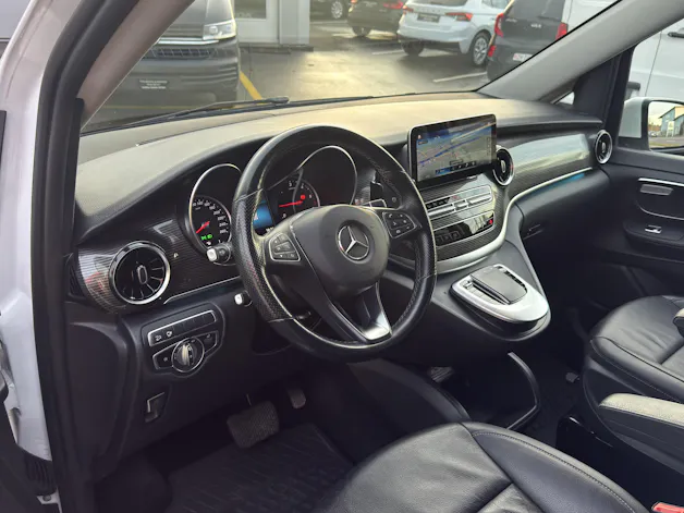 Mercedes-Benz V 300 d Avantgarde kurz 4matic Van