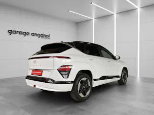 Hyundai Kona EV 65.4 kWh Premium / Amplia