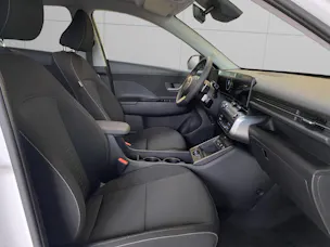 Hyundai Kona EV 65.4 kWh Premium / Amplia