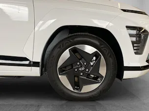 Hyundai Kona EV 65.4 kWh Premium / Amplia