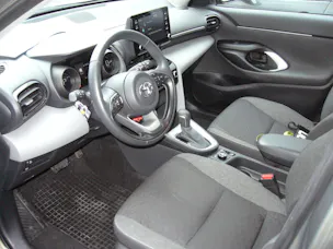 Toyota Yaris Cross 1.5 Comfort e-CVT AWDi Voll-Hybrid 4x4
