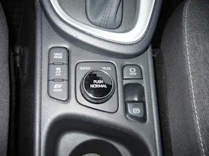Toyota Yaris Cross 1.5 Comfort e-CVT AWDi Voll-Hybrid 4x4