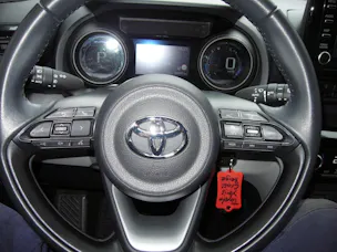 Toyota Yaris Cross 1.5 Comfort e-CVT AWDi Voll-Hybrid 4x4