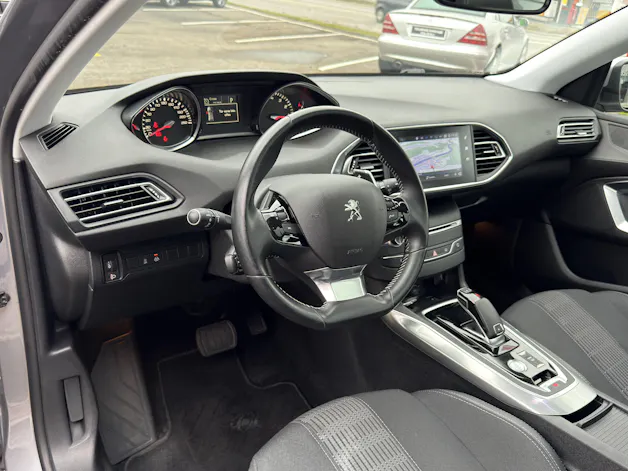 Peugeot 308 1.2 PureTech 130 Allure S/S