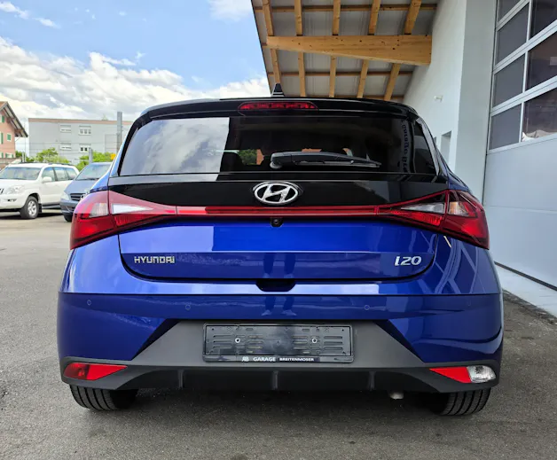 Hyundai i20 1.0 T-GDi Amplia DCT