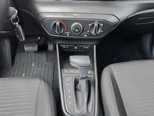 Hyundai i20 1.0 T-GDi Amplia DCT