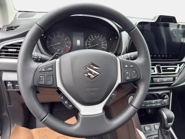 Suzuki S-Cross 1.5/102 Compact Top Hybrid 4x4
