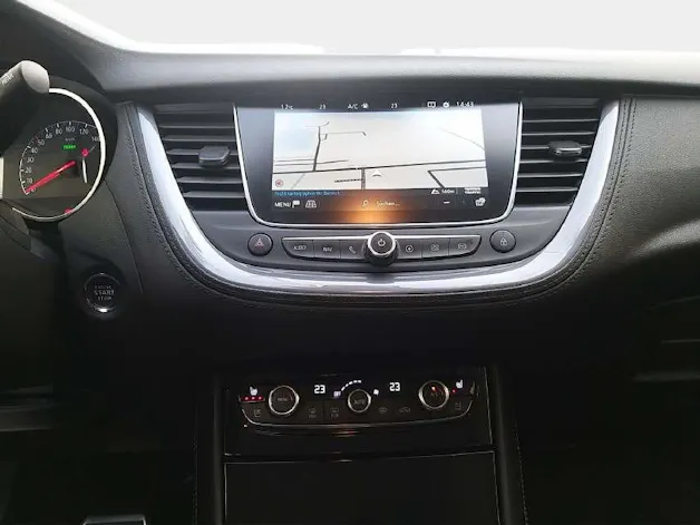Opel Grandland X 1.6T/200 Ultimate Hybrid