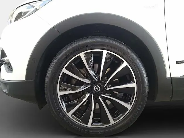 Opel Grandland X 1.6T/200 Ultimate Hybrid