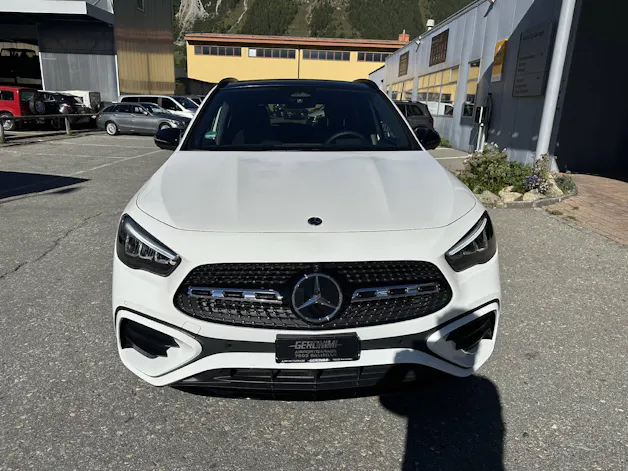 Mercedes-Benz GLA 220 AMG Line 4matic